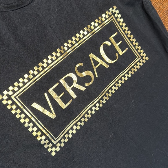 Versace black and gold sleeveless T-shirt - Picture 3 of 5